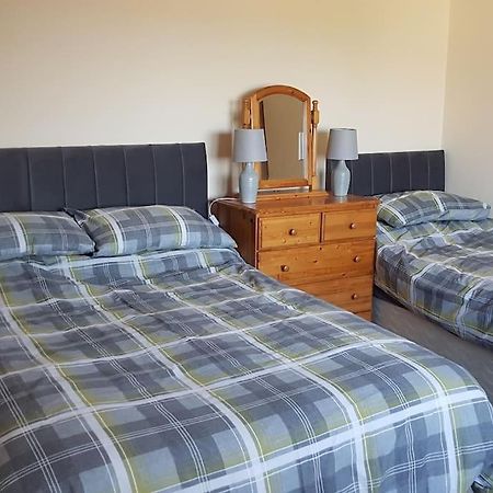 Mcconaghys Glenside Farmhouse Whitepark Bay บาลลินทอย ภายนอก รูปภาพ